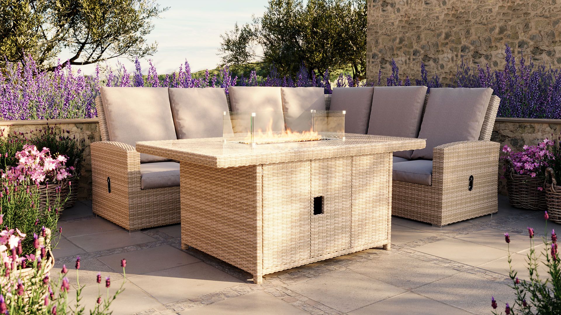 Jetzt EssLounge Terrassenmöbel mit Feuertisch kaufen. Die Ess